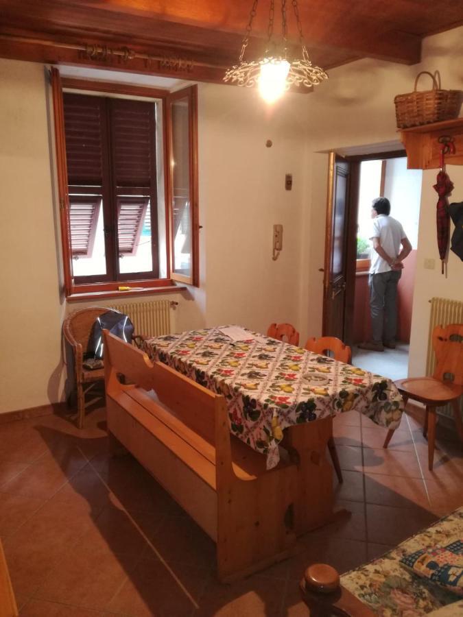 Comodo Appartamento Nel Centro Di Sassello Kültér fotó